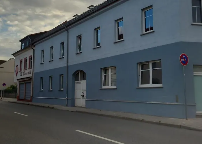 شقة Seyfarthrooms - Monteurwohnung 8 - Zentrale Lage, Gute Anbindung, Voll Ausgestattet Crimmitschau